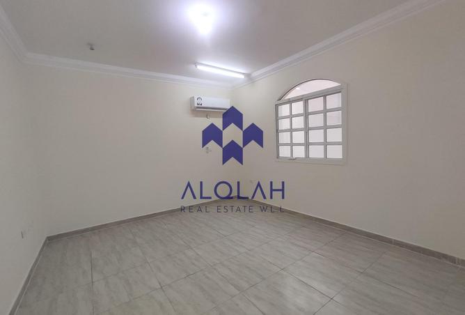 925061 - Property Image 3