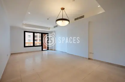 Empty Room image for: Apartment - 1 Bedroom - 2 Bathrooms for sale in West Porto Drive - Porto Arabia - The Pearl Island - Doha, Image 1