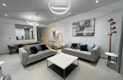 Apartment - 2 Bedrooms - 4 Bathrooms for rent in Floresta Gardens - Floresta Gardens - The Pearl Island - Doha