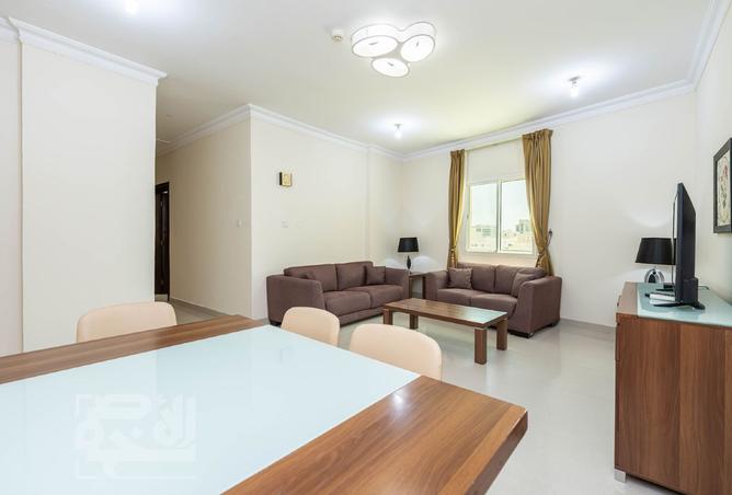 1002084 - Property Image 2