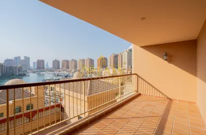 Apartment - 2 Bedrooms - 3 Bathrooms for rent in Porto Arabia - The Pearl Island - Doha