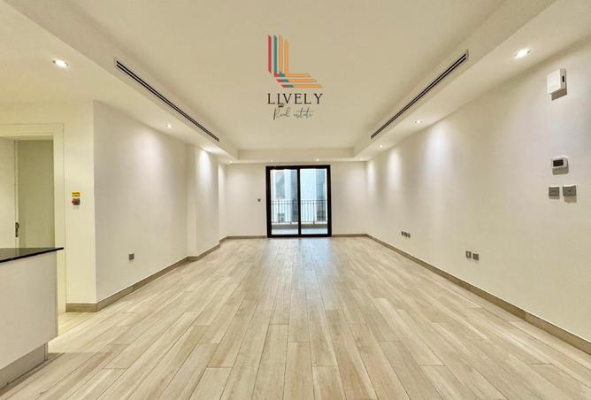 977248 - Property Image 2