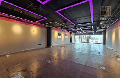 مساحات مكتبية - استوديو - 2 حمامات للايجار في مجمع أبيكس لوسيل التجاري - مدينة الطاقة - الوسيل