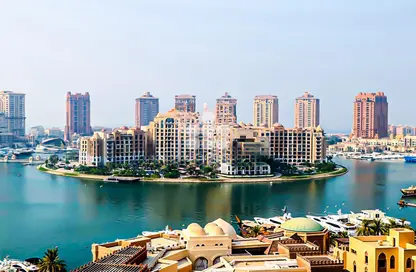 Apartment - 1 Bedroom - 2 Bathrooms for rent in Tower 31 - Porto Arabia - The Pearl Island - Doha