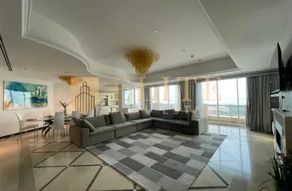 Apartment - 4 Bedrooms - 4 Bathrooms for rent in Viva West - Viva Bahriyah - The Pearl Island - Doha