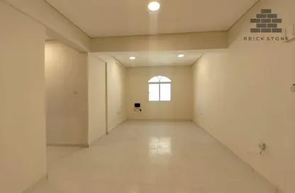 شقة - 2 غرف نوم - 2 حمامات للايجار في منتزه 7 - المنتزه - الدوحة