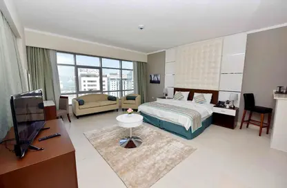 Room / Bedroom image for: Apartment - 1 Bedroom - 1 Bathroom for rent in Al Aqaria Tower - Old Salata - Salata - Doha, Image 1