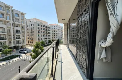 Apartment - 2 Bedrooms - 3 Bathrooms for rent in Giardino Gardens - Giardino Villas - The Pearl Island - Doha