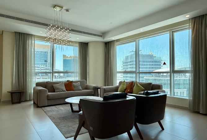 984885 - Property Image 2