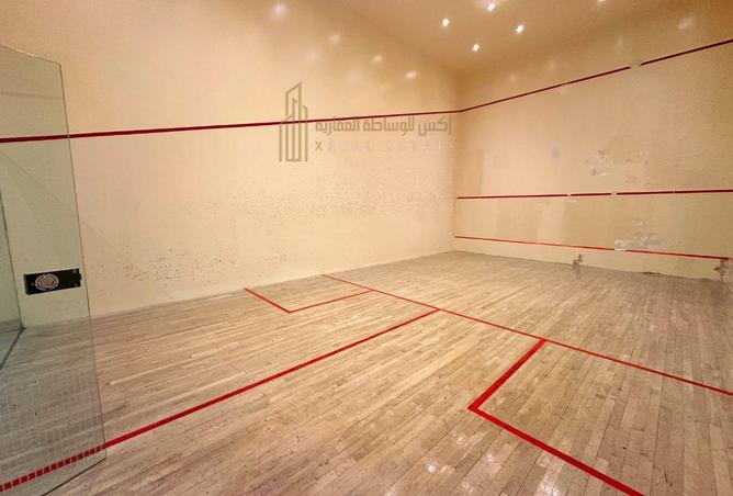 906585 - Property Image 2