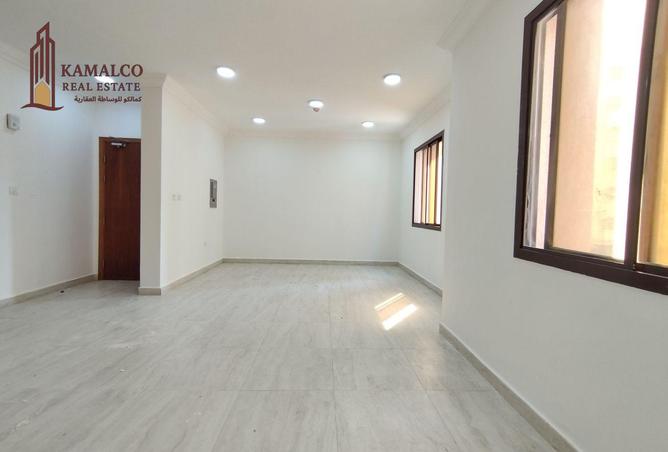 955928 - Property Image 3