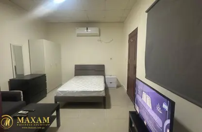 Apartment - Studio - 1 Bathroom for rent in West Bay - West Bay - Doha