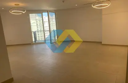 Apartment - 3 Bedrooms - 4 Bathrooms for rent in Floresta Gardens - Floresta Gardens - The Pearl Island - Doha
