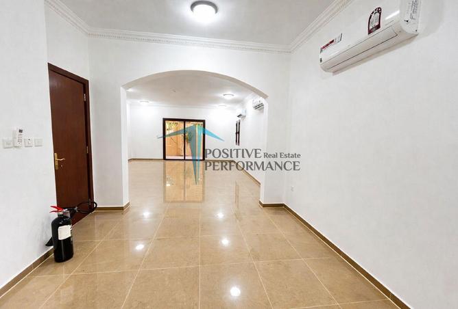 1009925 - Property Image 2