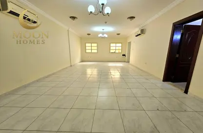 Apartment - 3 Bedrooms - 3 Bathrooms for rent in Al Mansoura - Al Mansoura - Doha