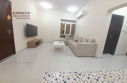 Apartment - 1 Bedroom - 1 Bathroom for rent in Umm Ghuwalina - Umm Ghuwailina - Doha