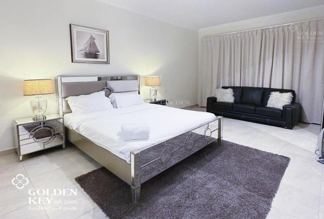 911707 - Property Image 3