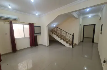 فيلا - 7 غرف نوم - 6 حمامات للايجار في منطقة الداون تاون - وسط المدينة - الخور فيلا - 7 غرف نوم - 6 حمامات للايجار في منطقة الداون تاون - وسط المدينة - الخور