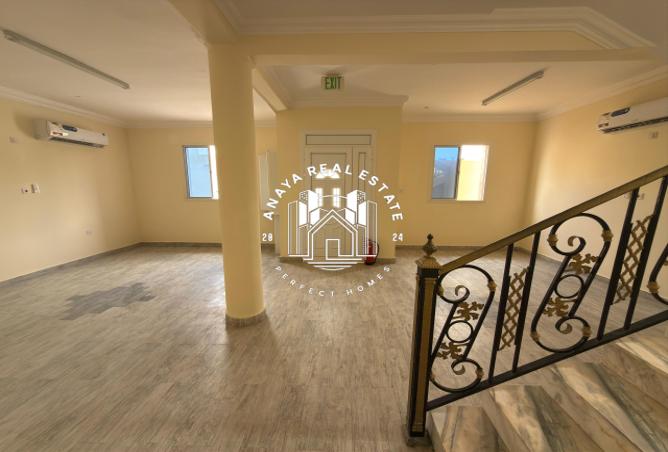 994343 - Property Image 2