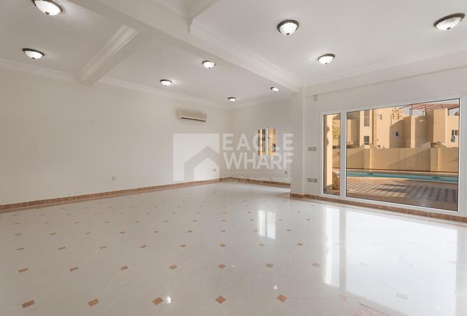 937271 - Property Image 2