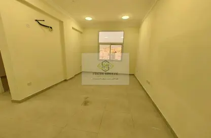 Apartment - 2 Bedrooms - 1 Bathroom for rent in Al Mansoura - Al Mansoura - Doha