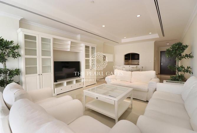 817561 - Property Image 2