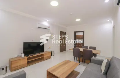 Living / Dining Room image for: Bulk Rent Units - Studio for rent in Umm Al Seneem Street - Ain Khaled - Doha, Image 1
