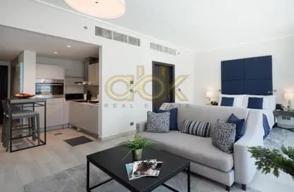 Apartment - 1 Bathroom for rent in West Bay Tower - West Bay - West Bay - Doha