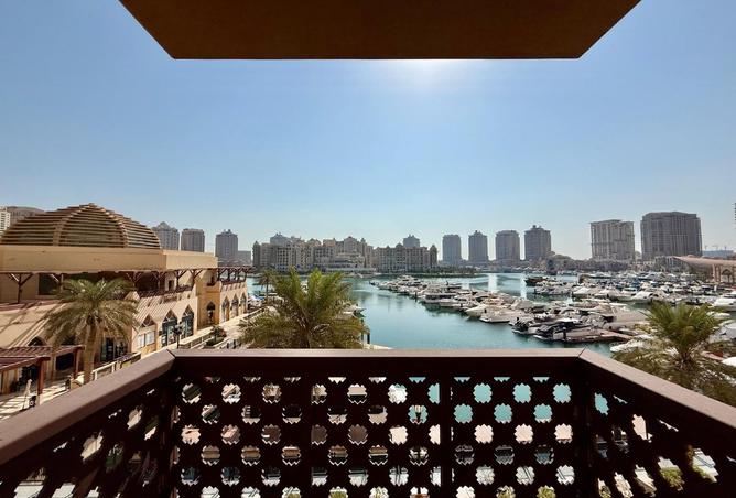 956128 - Property Image 2