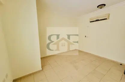 Apartment - 2 Bedrooms - 2 Bathrooms for rent in Al Muntazah Street - Al Muntazah - Doha