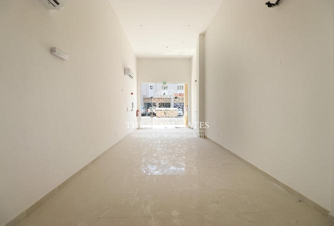 922553 - Property Image 3