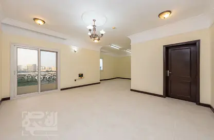 Apartment - 3 Bedrooms - 3 Bathrooms for rent in Fereej Bin Mahmoud North - Fereej Bin Mahmoud - Doha