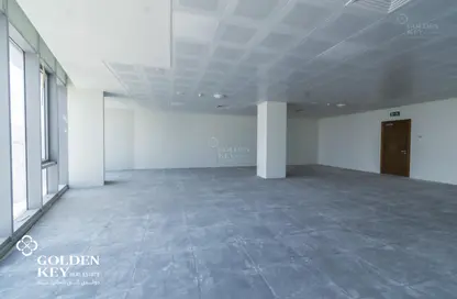 Empty Room image for: Office Space - Studio - 2 Bathrooms for rent in Al Muntazah Street - Al Muntazah - Doha, Image 1