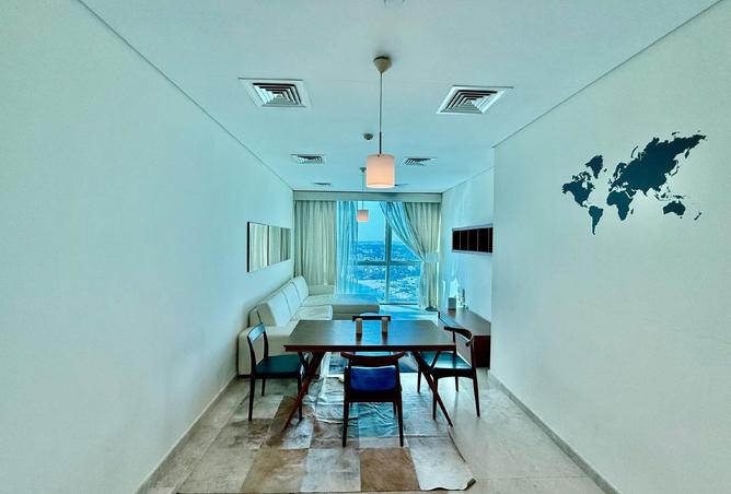 956133 - Property Image 2