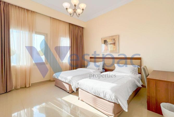 928222 - Property Image 3