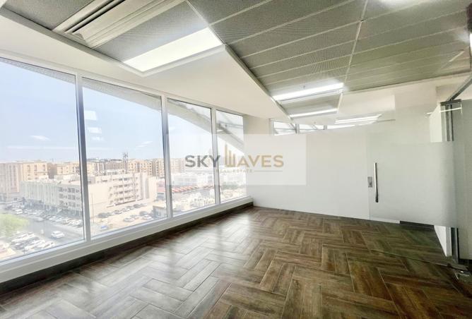 948948 - Property Image 2
