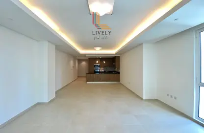 شقة - غرفة نوم - 2 حمامات للايجار في فيفا غرب - فيفا بحرية - جزيرة اللؤلؤة - الدوحة