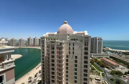 Penthouse - 3 Bedrooms - 5 Bathrooms for sale in Viva West - Viva Bahriyah - The Pearl Island - Doha