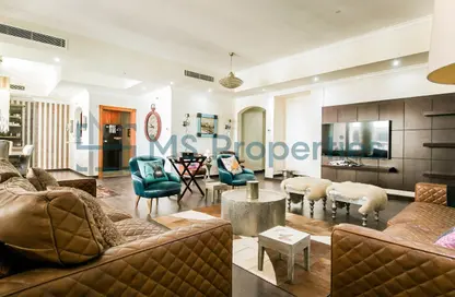 شقة - 3 غرف نوم - 4 حمامات للايجار في طريق بورتو الشرقي - بورتو أرابيا - جزيرة اللؤلؤة - الدوحة