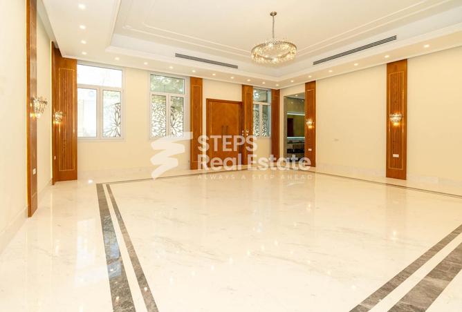 935544 - Property Image 2