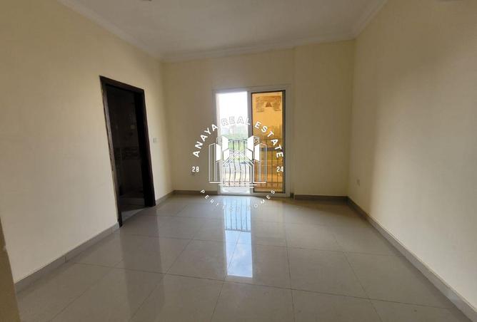 992555 - Property Image 3