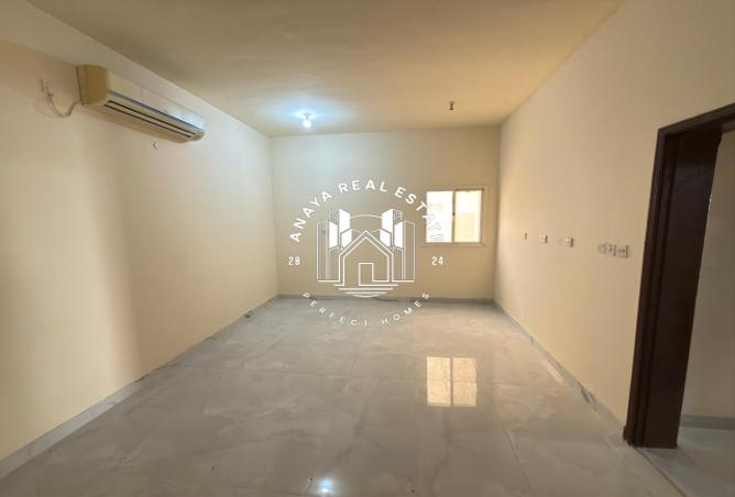 994345 - Property Image 2