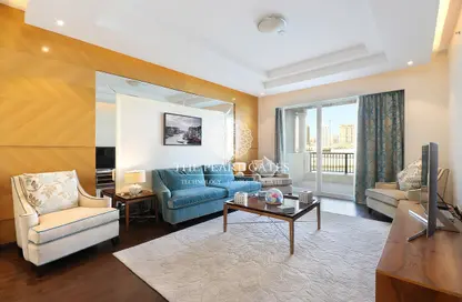 Villa - 2 Bedrooms - 2 Bathrooms for rent in Viva West - Viva Bahriyah - The Pearl Island - Doha
