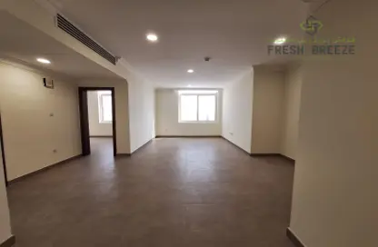 Empty Room image for: Apartment - 1 Bedroom - 2 Bathrooms for rent in Najma Street - Najma - Doha, Image 1