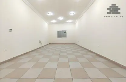 Apartment - 2 Bedrooms - 2 Bathrooms for rent in Anas Street - Fereej Bin Mahmoud North - Fereej Bin Mahmoud - Doha