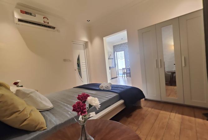 978383 - Property Image 3