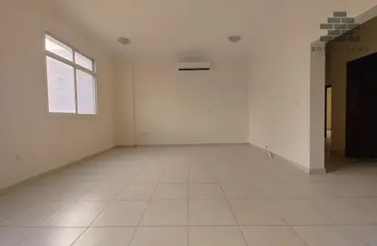 Apartment - 3 Bedrooms - 3 Bathrooms for rent in Muntazah 7 - Al Muntazah - Doha