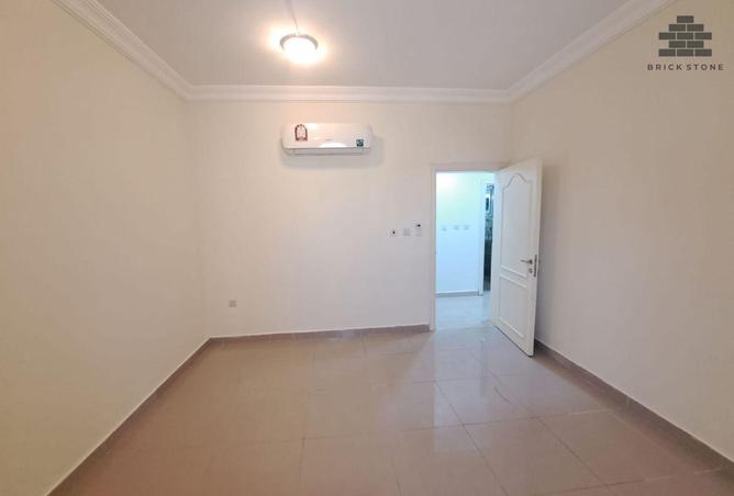 941387 - Property Image 3