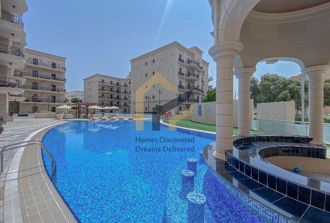 965693 - Property Image 2