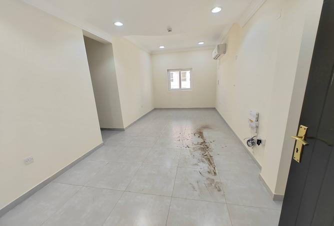 963116 - Property Image 2